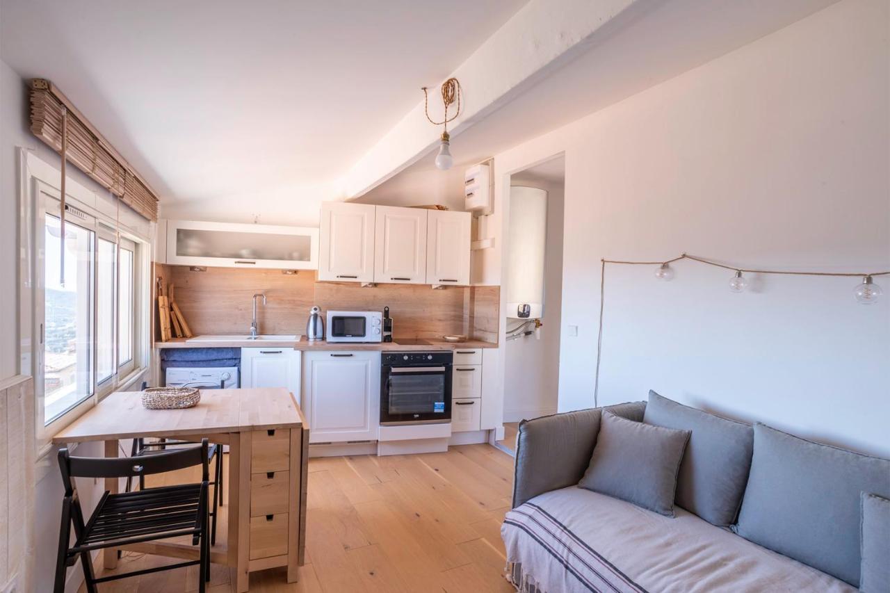 Bright 29M With Nice View In Bormes-Les-Mimosas Apartment Екстериор снимка